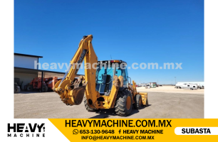 Maquinaria Pesada Retroexcavadora 2011 CASE 590 SN