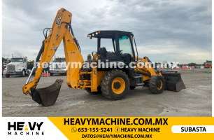 Maquinaria Pesada Retroexcavadora 2017 JCB 3CX