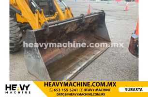 Maquinaria Pesada Retroexcavadora 2017 JCB 3CX