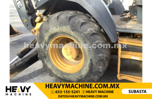 Maquinaria Pesada Retroexcavadora JOHN DEERE 310J