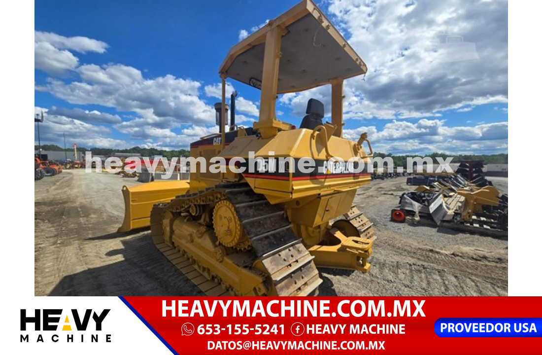 Maquinaria Pesada Topador frontal (Dozer) 2002 Caterpillar D5M XL